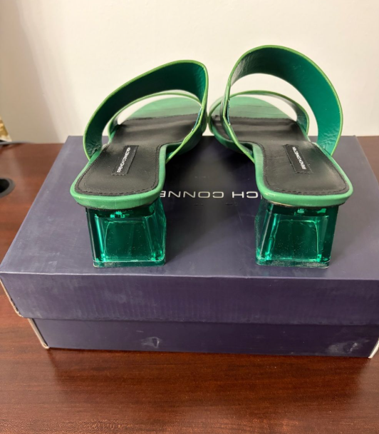French Connection Emerald Green Croc-Embossed Lucite Block Heels Size 8.5W