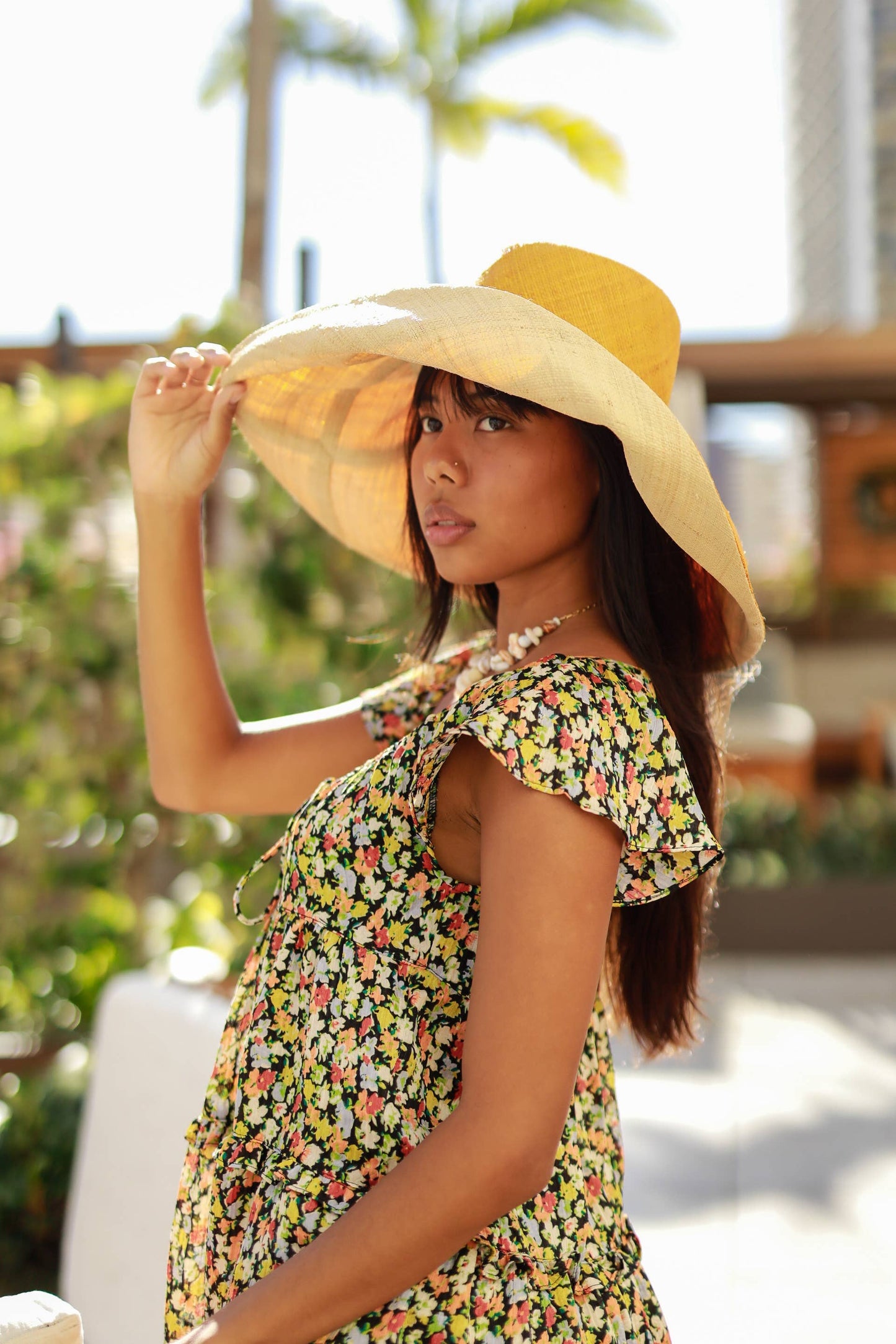 5" & 7" Wide Brim Two Tone Packable Straw Sun Hats