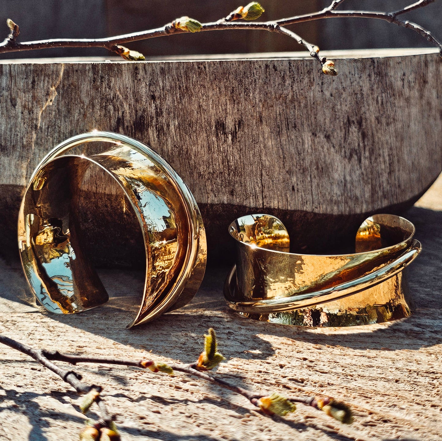 Brass Curve  line hammered Cuff bracelet