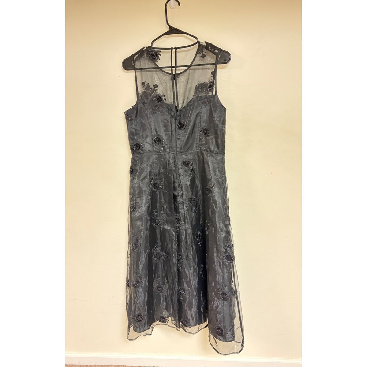 NWOT Donna Karan Black Beaded Embroidered Organza Cocktail Dress Size 8