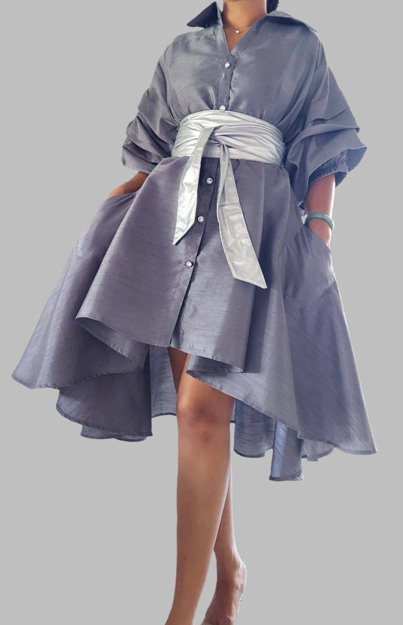 Faux silk swing dress w/ ruffled sleeve