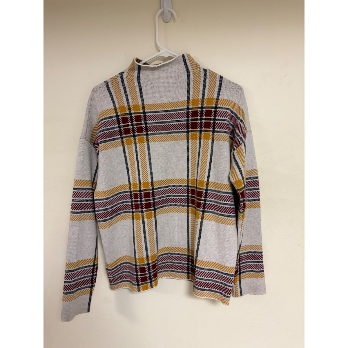 Tahari Plaid Mock Neck Knit Sweater Cream Yellow Burgundy Size M